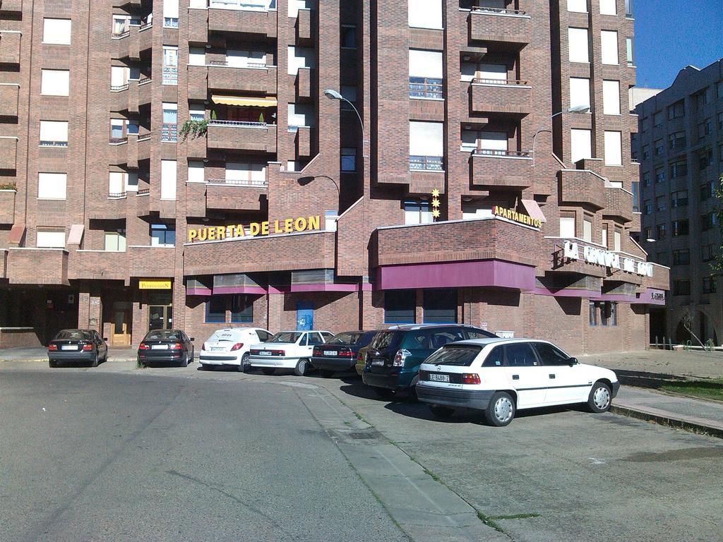 Turisticos Puerta De Apartament Lleó